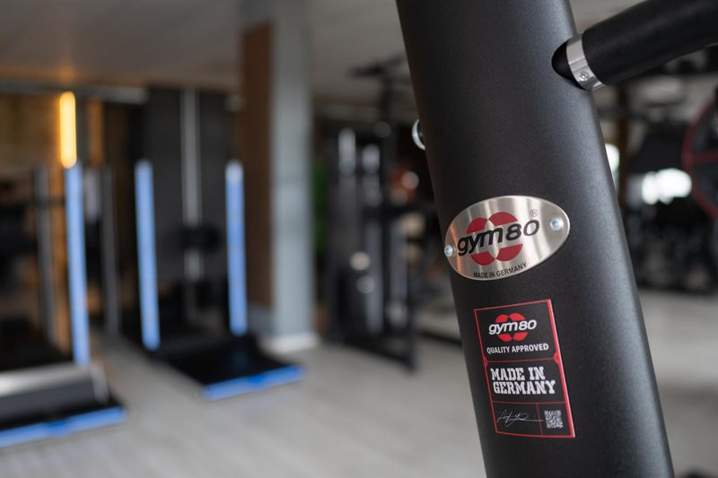 Kraftgerät von gym80, Made in Germany, im Fit-Inn Heldenbergen